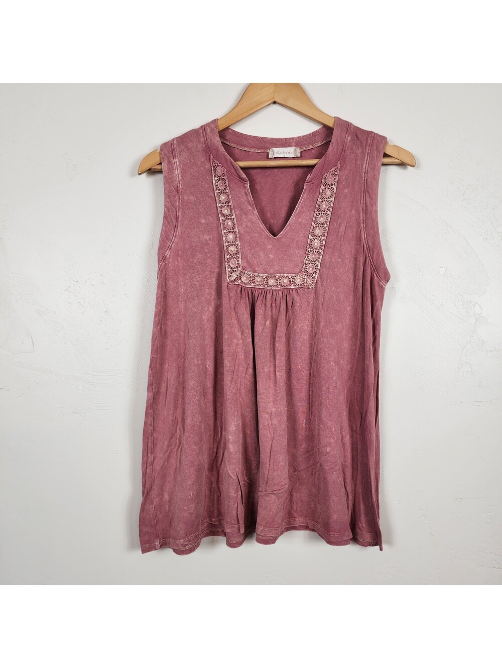 Altar'd State Dusty Pink Sleeveless Embroidered Blouse Boho Size Small